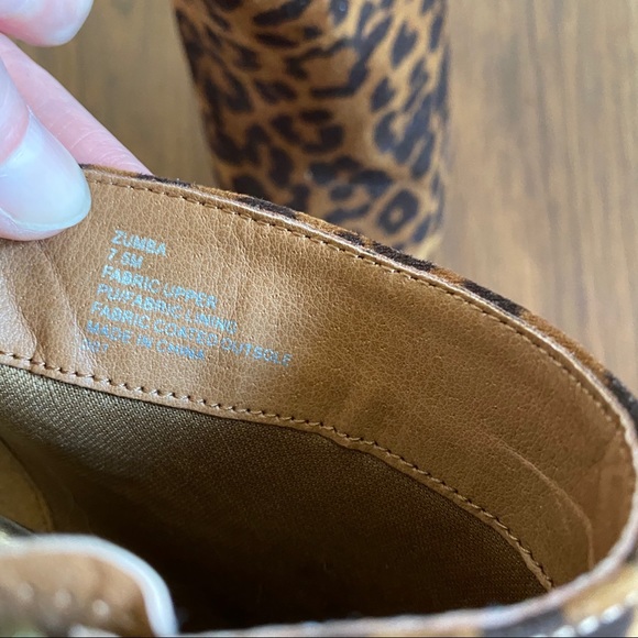 Madden girl cheetah wedge booties size 7.5 - Picture 7 of 8